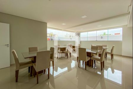 Apartamento à venda com 60m², 2 quartos e 1 vaga Apartamento à venda com 60m², 2 quartos e 1 vagaÁrea comum - Salão de festas