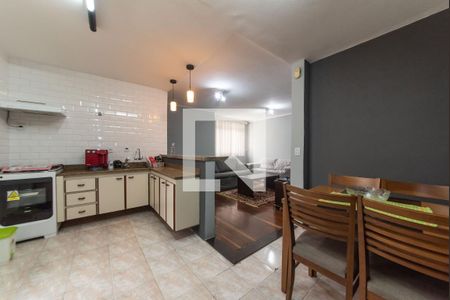 Apartamento para alugar com 81m², 2 quartos e 1 vagaCozinha