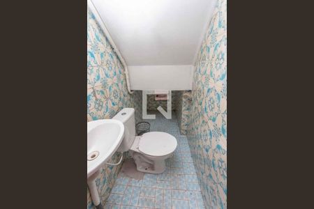 Lavabo  de casa para alugar com 3 quartos, 150m² em Jardim Miriam, São Paulo