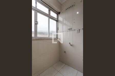 Apartamento à venda com 65m², 2 quartos e 1 vaga Apartamento à venda com 65m², 2 quartos e 1 vagaCozinha e Área de Serviço