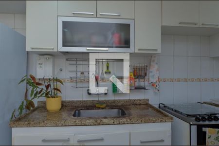 Casa de condomínio à venda com 150m², 3 quartos e 2 vagas Casa de condomínio à venda com 150m², 3 quartos e 2 vagasCozinha e Área de Serviço