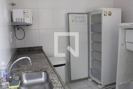 Apartamento à venda com 67m², 2 quartos e 1 vagaCozinha do Salão de festas