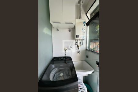 Apartamento à venda com 67m², 2 quartos e 1 vaga Apartamento à venda com 67m², 2 quartos e 1 vagaCozinha e Área de Serviço