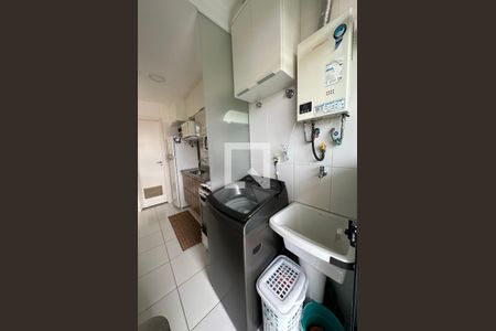 Apartamento à venda com 67m², 2 quartos e 1 vaga Apartamento à venda com 67m², 2 quartos e 1 vagaCozinha e Área de Serviço