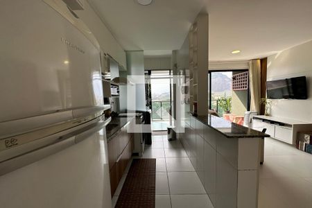 Apartamento à venda com 67m², 2 quartos e 1 vaga Apartamento à venda com 67m², 2 quartos e 1 vagaCozinha