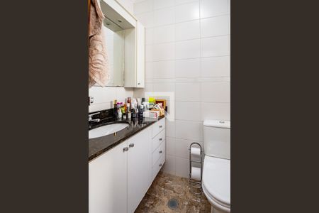 Casa de condomínio à venda com 91m², 3 quartos e 2 vagas Casa de condomínio à venda com 91m², 3 quartos e 2 vagasBanheiro da Suíte 02