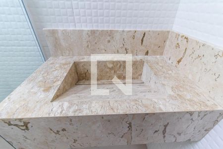 Casa de condomínio à venda com 105m², 3 quartos e 1 vaga Casa de condomínio à venda com 105m², 3 quartos e 1 vagaBanheiro da Suíte 2