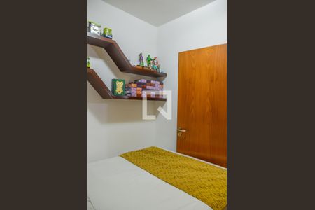 Apartamento à venda com 250m², 4 quartos e 3 vagas Apartamento à venda com 250m², 4 quartos e 3 vagasQuarto de Serviço