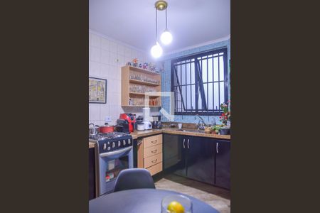 Apartamento à venda com 250m², 4 quartos e 3 vagas Apartamento à venda com 250m², 4 quartos e 3 vagasCozinha