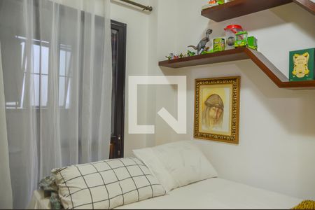 Apartamento à venda com 250m², 4 quartos e 3 vagas Apartamento à venda com 250m², 4 quartos e 3 vagasQuarto de Serviço