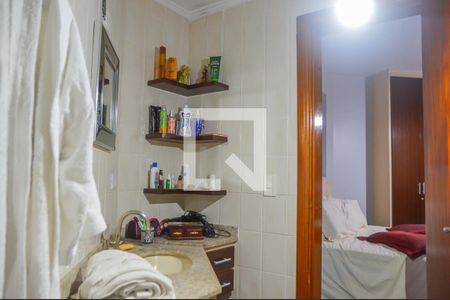 Apartamento à venda com 250m², 4 quartos e 3 vagas Apartamento à venda com 250m², 4 quartos e 3 vagasBanheiro da Suíte