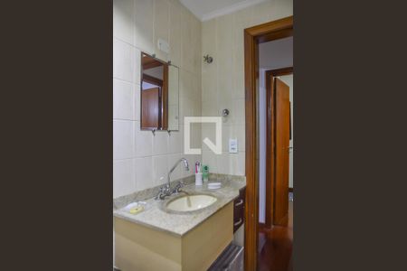 Apartamento à venda com 250m², 4 quartos e 3 vagas Apartamento à venda com 250m², 4 quartos e 3 vagasBanheiro