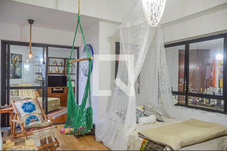 Apartamento à venda com 250m², 4 quartos e 3 vagas Apartamento à venda com 250m², 4 quartos e 3 vagasQuarto 3