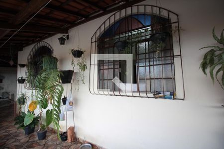 Casa à venda com 88m², 3 quartos e 3 vagasGaragem