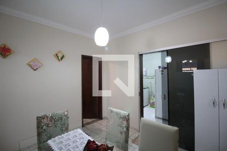 Casa à venda com 88m², 3 quartos e 3 vagasCopa