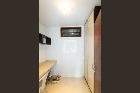 Quarto 1 de casa para alugar com 2 quartos, 138m² em Campo Grande, Rio de Janeiro