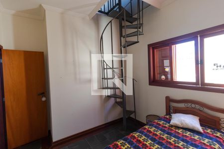 Casa de condomínio à venda com 298m², 6 quartos e sem vaga Casa de condomínio à venda com 298m², 6 quartos e sem vagaQuarto 01