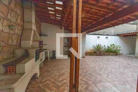 Casa à venda com 200m², 4 quartos e 3 vagas Casa à venda com 200m², 4 quartos e 3 vagasCasa 2 - vista do quarto