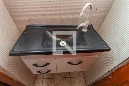 Casa à venda com 200m², 4 quartos e 3 vagas Casa à venda com 200m², 4 quartos e 3 vagasBanheiro de serviço