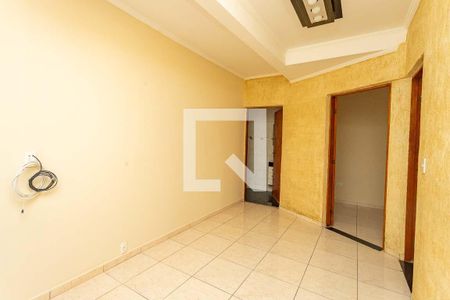 Casa à venda com 200m², 4 quartos e 3 vagas Casa à venda com 200m², 4 quartos e 3 vagasSala 2