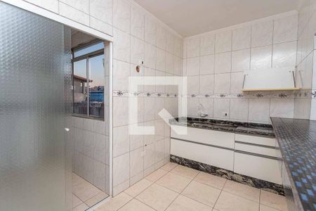 Casa à venda com 200m², 4 quartos e 3 vagas Casa à venda com 200m², 4 quartos e 3 vagasCozinha