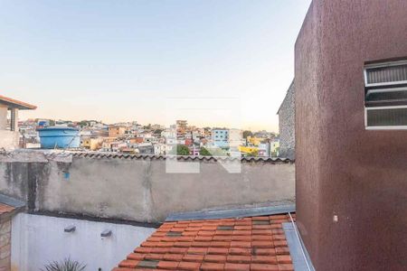 Casa à venda com 200m², 4 quartos e 3 vagas Casa à venda com 200m², 4 quartos e 3 vagasVista da área de serviço