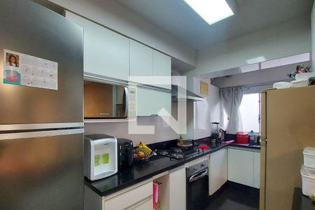 Apartamento à venda com 201m², 4 quartos e 2 vagasCozinha 