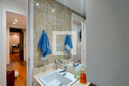 Apartamento à venda com 201m², 4 quartos e 2 vagasBanheiro do Quarto 1