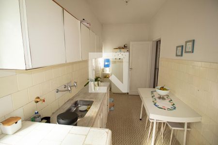 Casa à venda com 260m², 3 quartos e 3 vagas Casa à venda com 260m², 3 quartos e 3 vagasCozinha