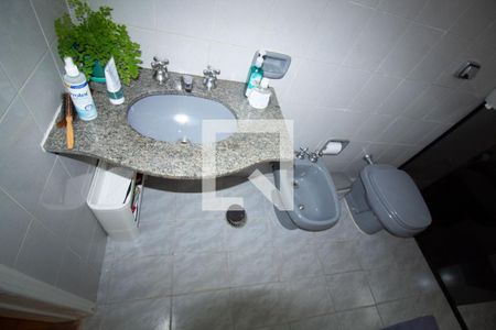 Casa à venda com 260m², 3 quartos e 3 vagas Casa à venda com 260m², 3 quartos e 3 vagasBanheiro