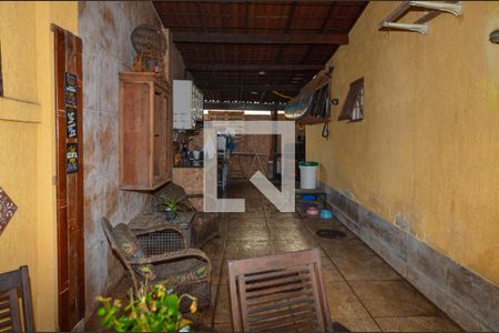 Casa de condomínio à venda com 98m², 3 quartos e 3 vagas Casa de condomínio à venda com 98m², 3 quartos e 3 vagasÁrea externa