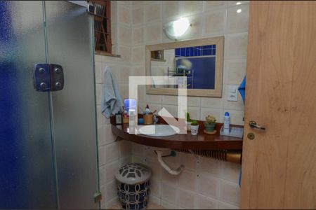 Casa de condomínio à venda com 98m², 3 quartos e 3 vagas Casa de condomínio à venda com 98m², 3 quartos e 3 vagasBanheiro Social