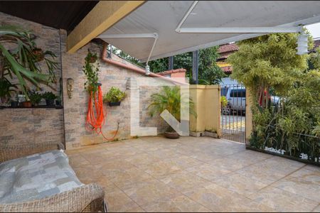 Casa de condomínio à venda com 98m², 3 quartos e 3 vagas Casa de condomínio à venda com 98m², 3 quartos e 3 vagasVaranda