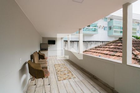 Casa à venda com 110m², 2 quartos e 1 vaga Casa à venda com 110m², 2 quartos e 1 vagaEspaço Gourmet