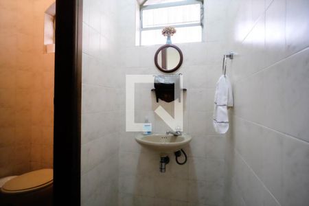 Casa à venda com 194m², 3 quartos e 5 vagasBanheiro