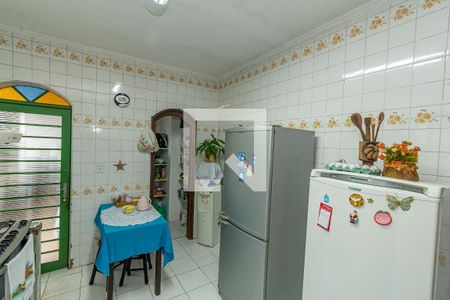 Casa para alugar com 858m², 5 quartos e 4 vagasCozinha 