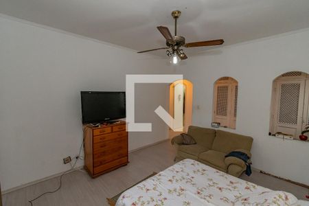 Casa para alugar com 858m², 5 quartos e 4 vagasSuite 