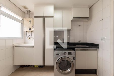 Apartamento à venda com 115m², 3 quartos e 2 vagas Apartamento à venda com 115m², 3 quartos e 2 vagasÁrea de Serviço