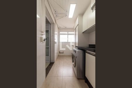 Apartamento à venda com 115m², 3 quartos e 2 vagas Apartamento à venda com 115m², 3 quartos e 2 vagasÁrea de Serviço