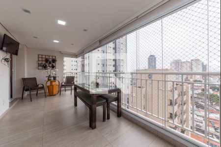 Varanda de apartamento à venda com 3 quartos, 115m² em Vila Gumercindo, São Paulo
