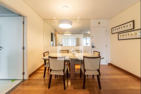 Sala de apartamento à venda com 3 quartos, 115m² em Vila Gumercindo, São Paulo