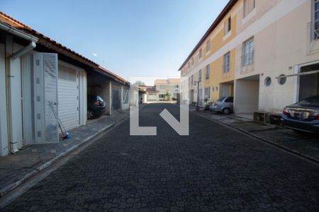 Casa de condomínio à venda com 55m², 2 quartos e 1 vagaÁrea comum