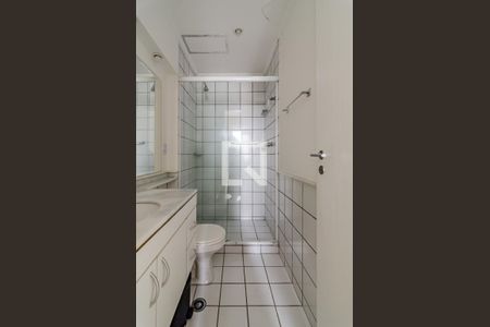 Apartamento à venda com 36m², 1 quarto e 1 vagaBanheiro da suíte