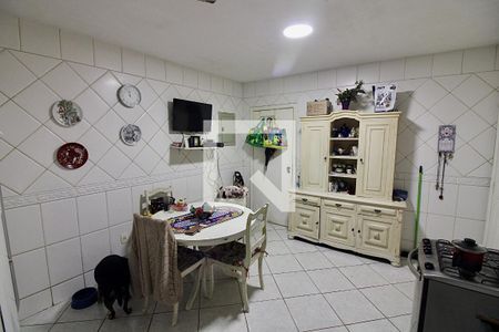 Casa à venda com 600m², 5 quartos e 5 vagas Casa à venda com 600m², 5 quartos e 5 vagasCozinha