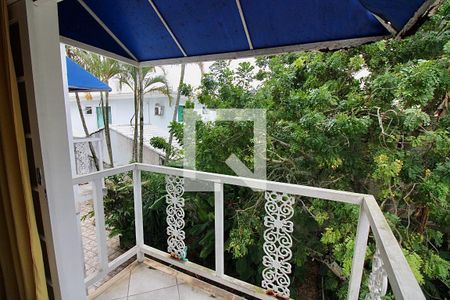 Casa à venda com 600m², 5 quartos e 5 vagas Casa à venda com 600m², 5 quartos e 5 vagasVaranda da Suíte 4