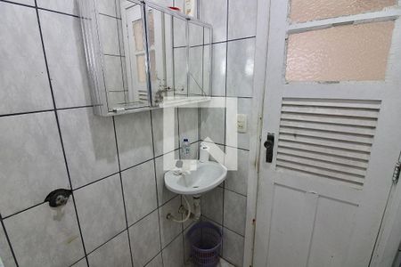 Casa à venda com 600m², 5 quartos e 5 vagas Casa à venda com 600m², 5 quartos e 5 vagasBanheiro de Serviço