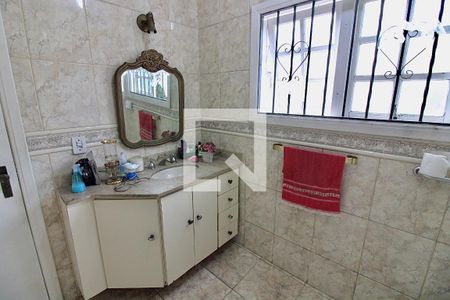 Casa à venda com 600m², 5 quartos e 5 vagas Casa à venda com 600m², 5 quartos e 5 vagasBanheiro da Suíte 1