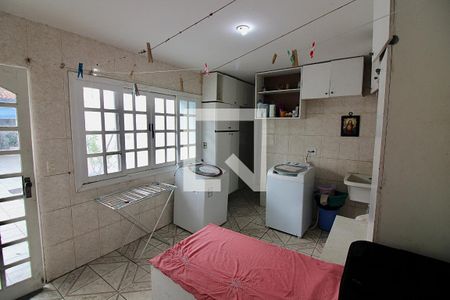 Casa à venda com 600m², 5 quartos e 5 vagas Casa à venda com 600m², 5 quartos e 5 vagasÁrea de Serviço