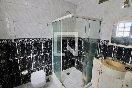 Casa à venda com 600m², 5 quartos e 5 vagas Casa à venda com 600m², 5 quartos e 5 vagasBanheiro da Suíte 2