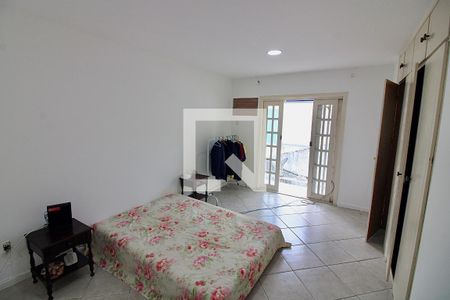 Casa à venda com 600m², 5 quartos e 5 vagas Casa à venda com 600m², 5 quartos e 5 vagasSuíte 2